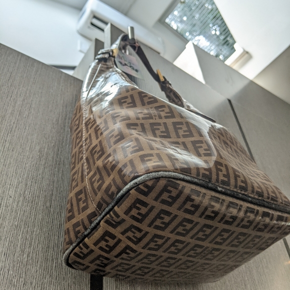 Fendi: Vinyl PVC Monogram FF Plate Baguette - Picture 7 of 17